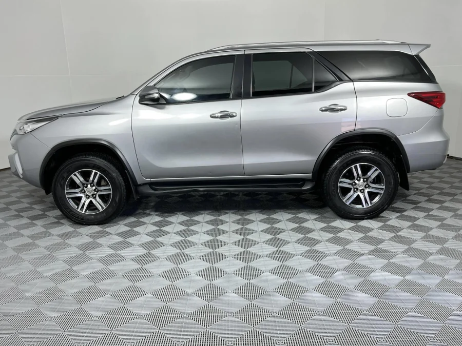 Used 2017 Toyota Fortuner 2.7 auto - WeBuyCars Montana