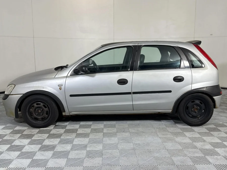 Used 2005 Opel Corsa 1.4 Comfort - WeBuyCars Midstream