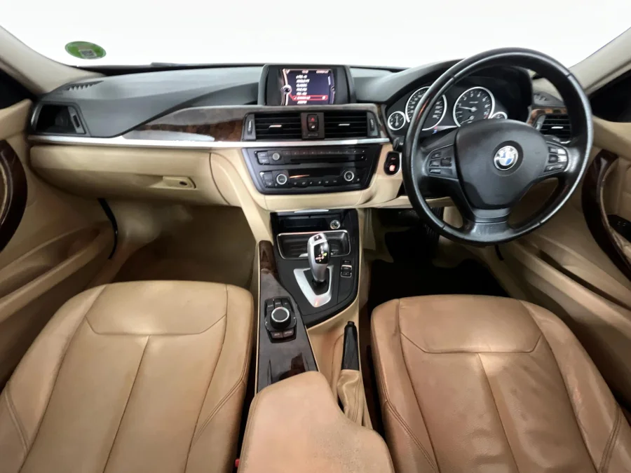 Used 2012 BMW 3 Series 320i sports-auto - WeBuyCars JHB South