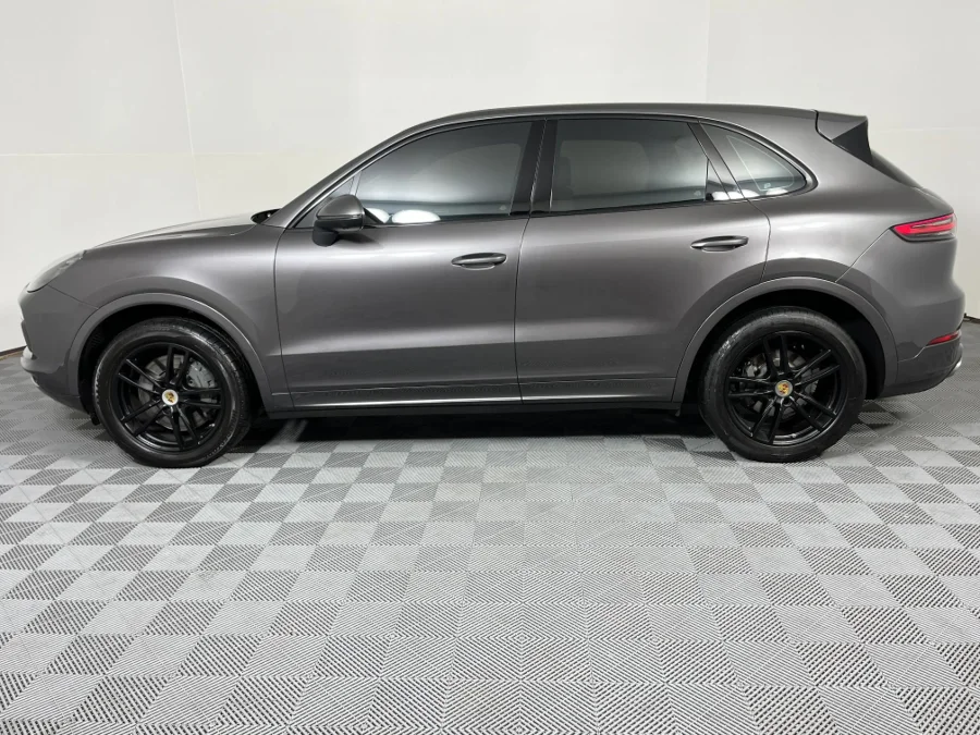 Used 2019 Porsche Cayenne S - WeBuyCars Montana