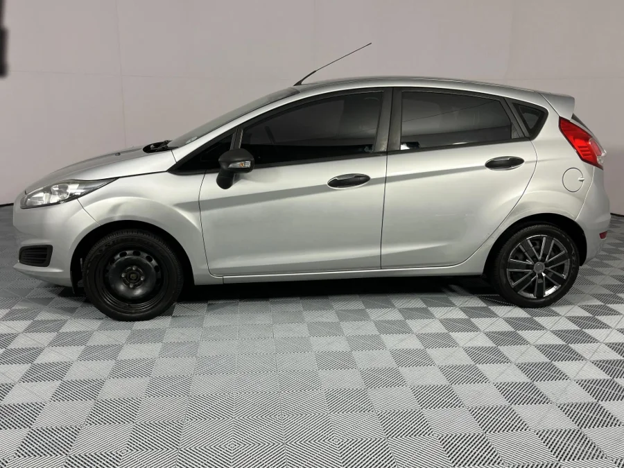 Used 2017 Ford Fiesta 5-door 1.0T Ambiente - WeBuyCars Brackenfell Cape Town