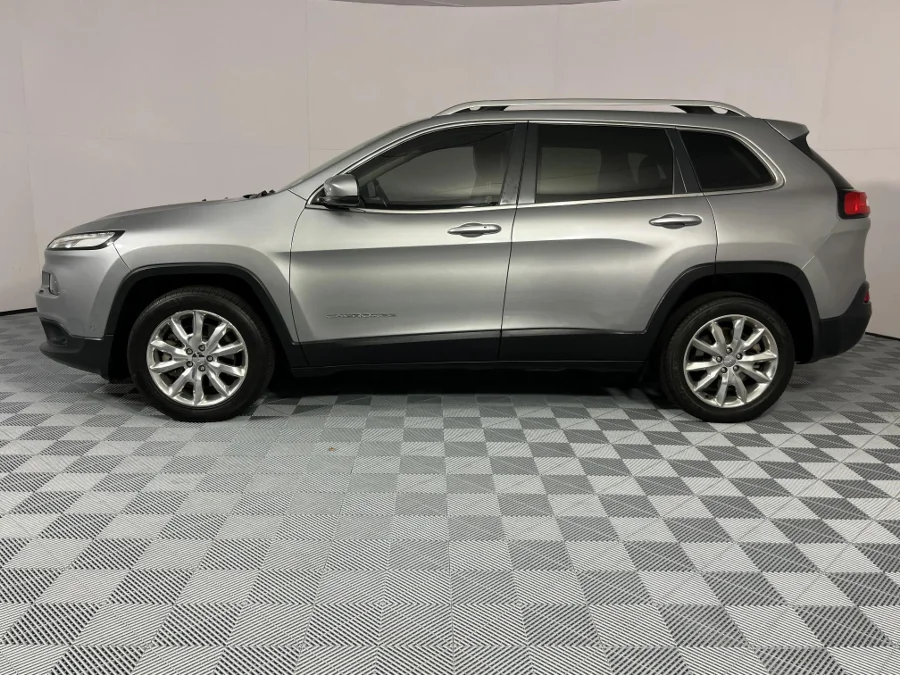 Used 2015 Jeep Cherokee 3.2L 4x4 Limited 75th Anniversary Edition - WeBuyCars Brackenfell Cape Town