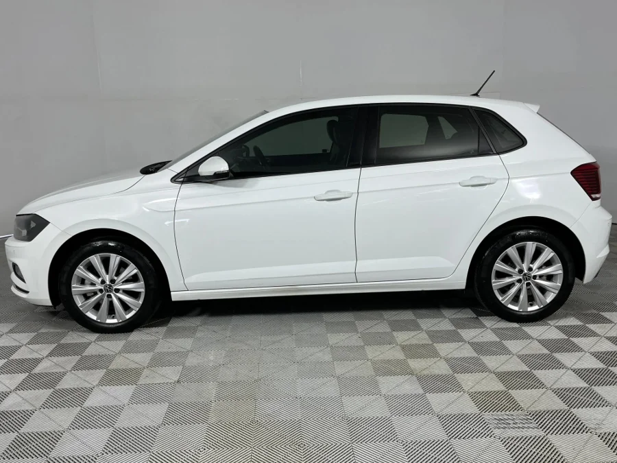 Used 2021 Volkswagen Polo hatch 1.0TSI Highline auto - WeBuyCars Vereeniging Used 2021 Volkswagen Polo hatch 1.0TSI Highline auto - WeBuyCars Vereeniging