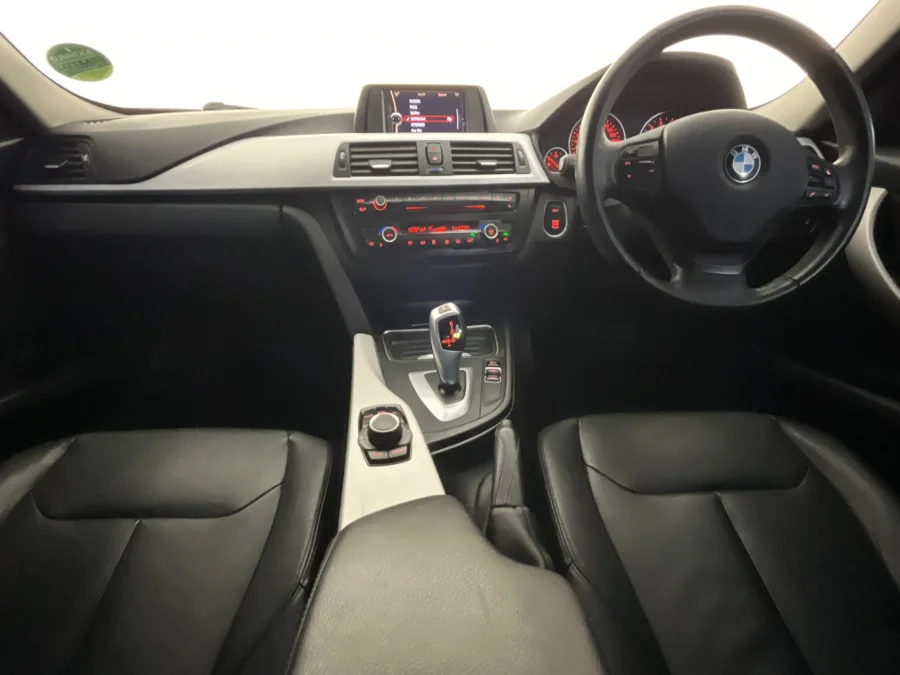 Used 2013 BMW 3 Series 320i sports-auto - WeBuyCars Gqeberha