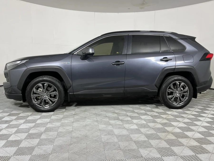 Used 2025 Toyota RAV4 2.5 Hybrid GX-R E-Four - WeBuyCars Pietermaritzburg