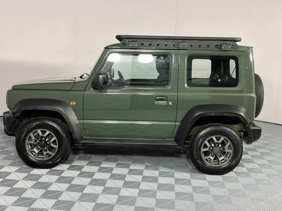 Used 2022 Suzuki Jimny 1.5 GL AllGrip 3-door manual - WeBuyCars Richmond