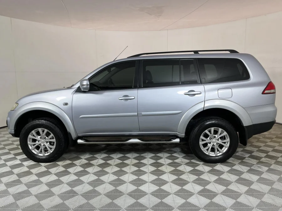 Used 2014 Mitsubishi Pajero Sport 2.5DI-D auto - WeBuyCars JHB South