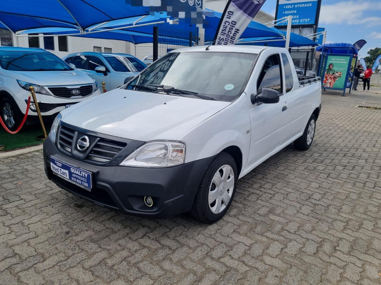 Used 2023 Nissan NP200 1.6i safety pack