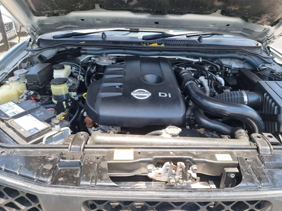 Used 2011 Nissan Navara 2.5dCi double cab 4x4 Safari - Carbase Auto