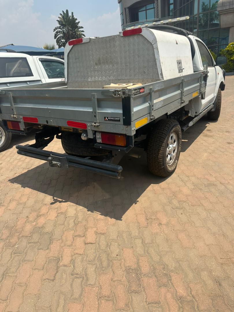 Used 2015 Toyota Hilux 2.5D-4D