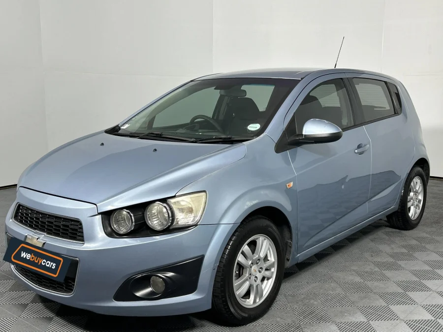 Used 2012 Chevrolet Sonic hatch 1.6 LS Black&White Edition - WeBuyCars Richmond Used 2012 Chevrolet Sonic hatch 1.6 LS Black&White Edition - WeBuyCars Richmond