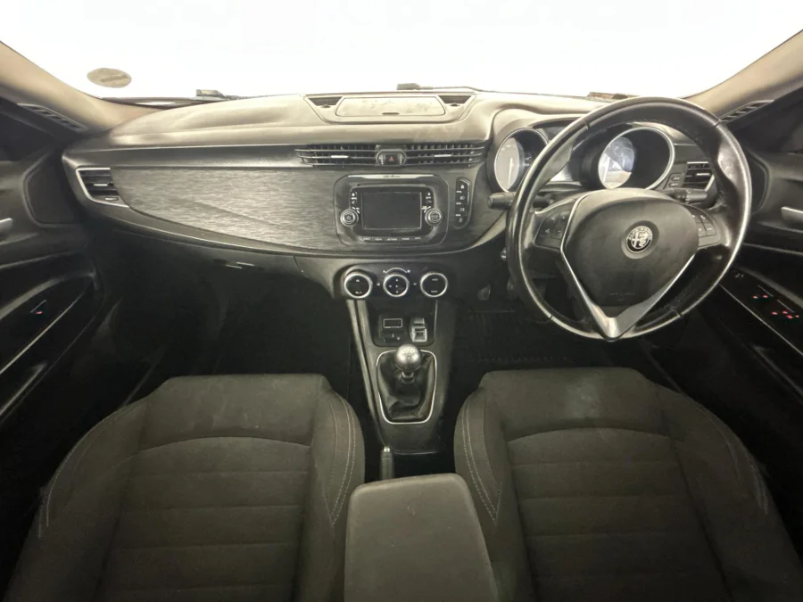 Used 2018 Alfa Romeo Giulietta 1.4TB Super - WeBuyCars Lansdowne Used 2018 Alfa Romeo Giulietta 1.4TB Super - WeBuyCars Lansdowne