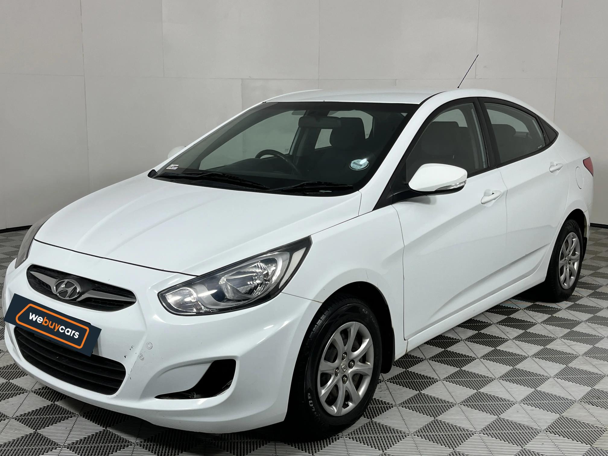 Used 2014 Hyundai Accent sedan 1.6 Fluid