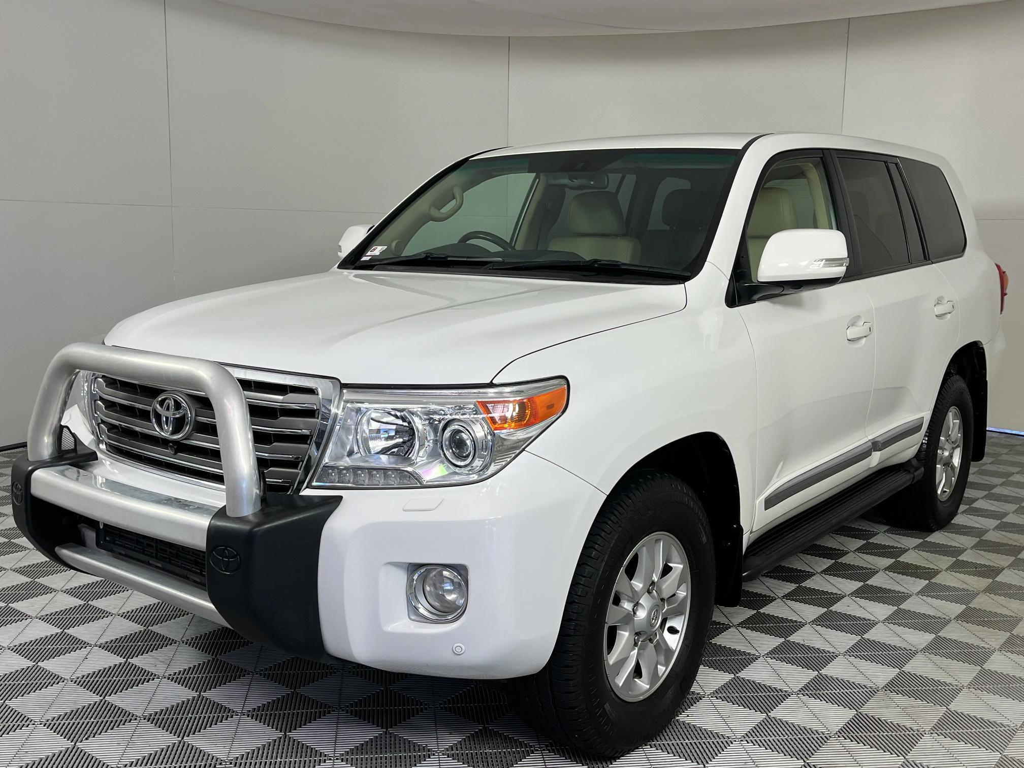Used 2015 Toyota Land Cruiser 200 4.5D-4D V8 VX