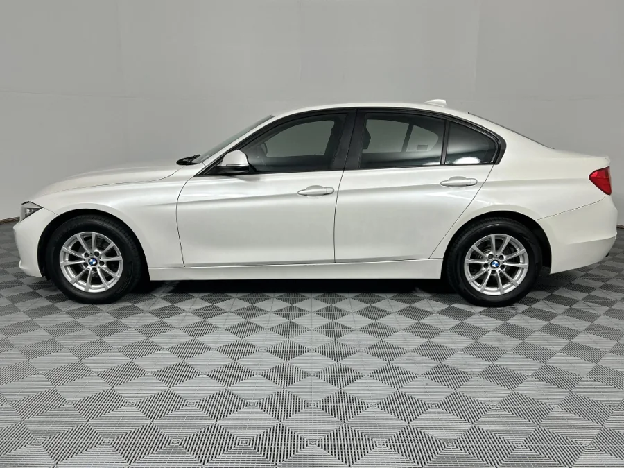Used 2013 BMW 3 Series 316i - WeBuyCars Lansdowne