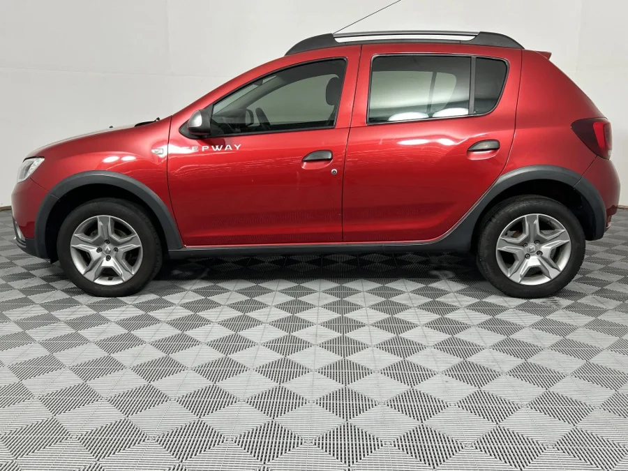 Used 2017 Renault Sandero 66kW turbo Stepway Expression - WeBuyCars Lansdowne