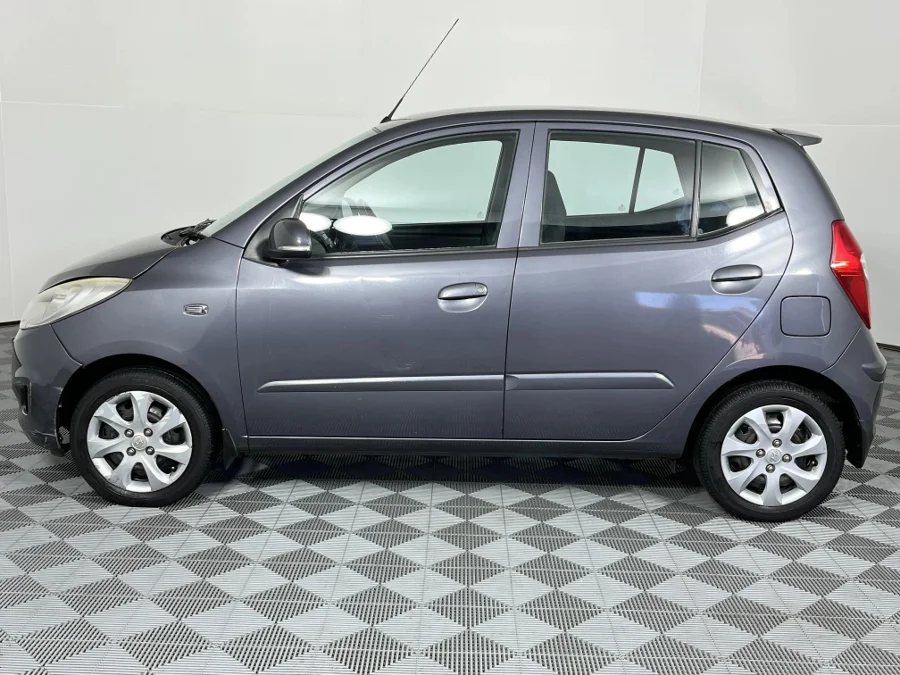 Used 2016 Hyundai i10 1.1 Motion auto - WeBuyCars Montana