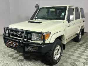 Used 2022 Toyota Land Cruiser 76 4.5D-4D V8 station wagon LX