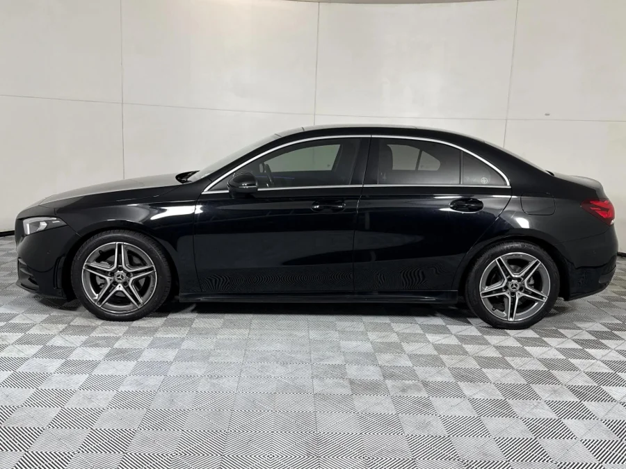 Used 2020 Mercedes-Benz A-Class A200d sedan AMG Line - WeBuyCars JHB South