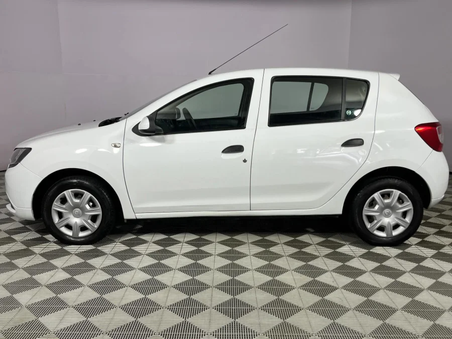 Used 2017 Renault Sandero 66kW turbo Dynamique - WeBuyCars Witbank Used 2017 Renault Sandero 66kW turbo Dynamique - WeBuyCars Witbank