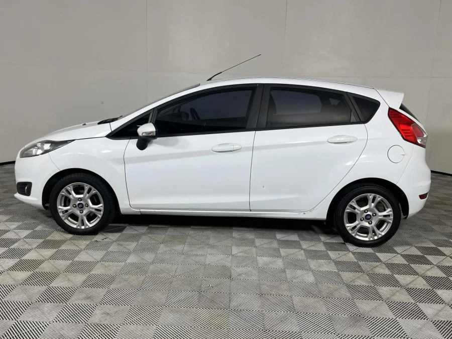Used 2014 Ford Fiesta 5-door 1.0T Trend auto - WeBuyCars  Witbank