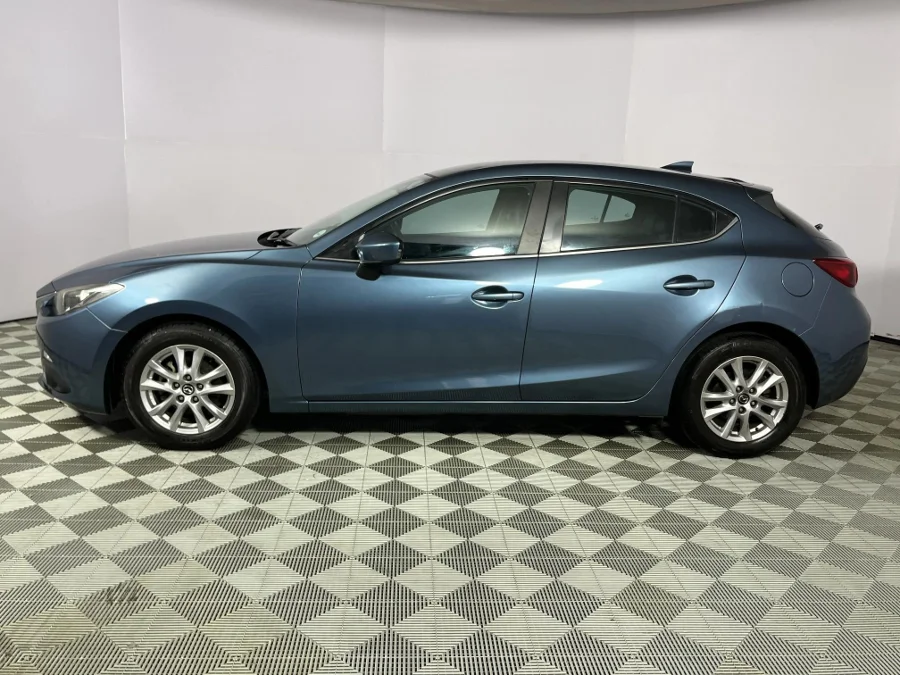 Used 2016 Mazda Mazda3 hatch 1.6 Dynamic - WeBuyCars  Witbank