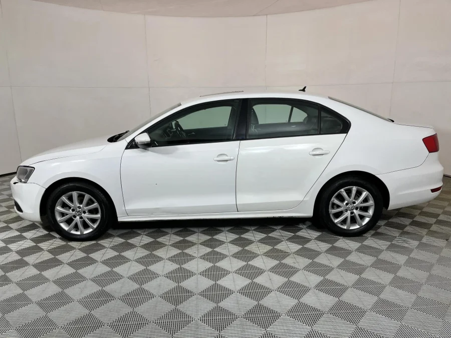 Used 2013 Volkswagen Jetta 1.6TDI Comfortline auto - WeBuyCars JHB South