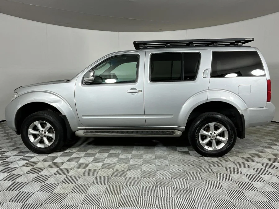 Used 2015 Nissan Pathfinder 2.5dCi SE auto - WeBuyCars  Witbank