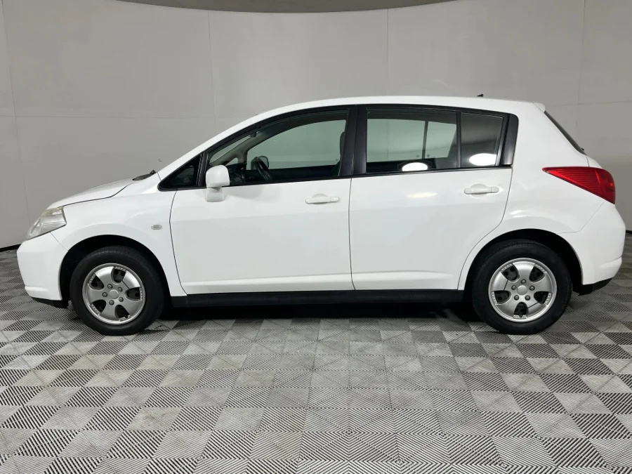 Used 2013 Nissan Tiida hatch 1.6 Visia+ - WeBuyCars  Witbank