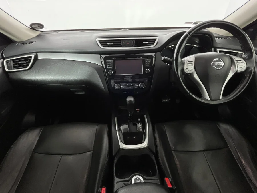 Used 2015 Nissan X-Trail 2.5 4x4 SE - WeBuyCars Montana