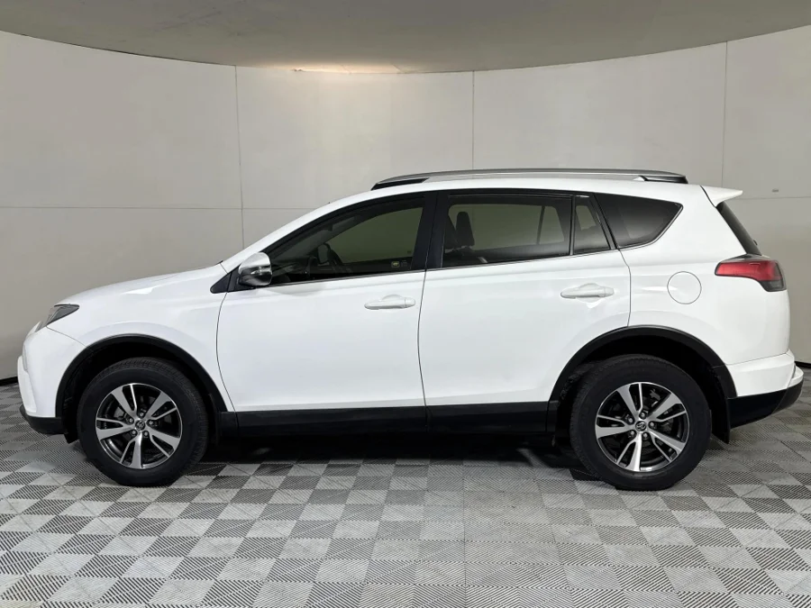 Used 2016 Toyota RAV4 2.0 GX - WeBuyCars Midstream