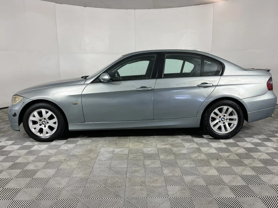 Used 2005 BMW 3 Series 320i steptronic - WeBuyCars The Dome