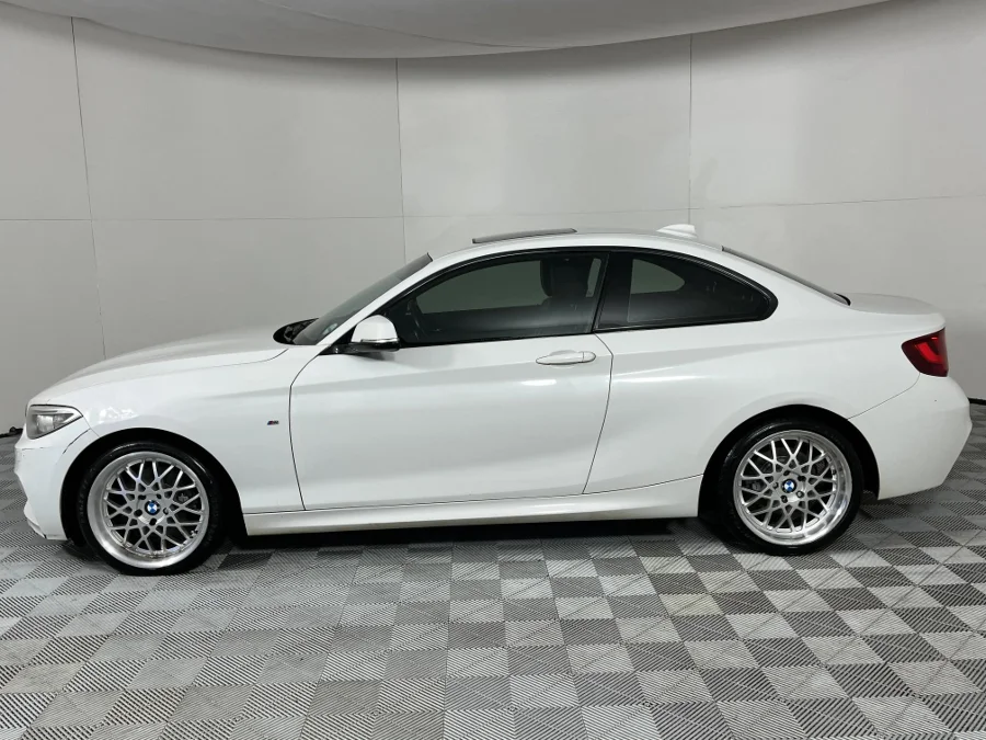Used 2015 BMW 2 Series 220i coupe M Sport - WeBuyCars Witbank Used 2015 BMW 2 Series 220i coupe M Sport - WeBuyCars Witbank