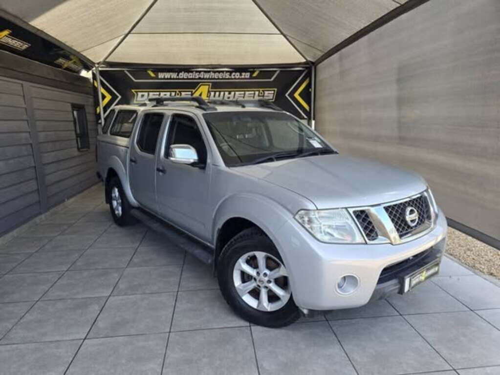 Used 2013 Nissan Navara 2.5dCi double cab LE