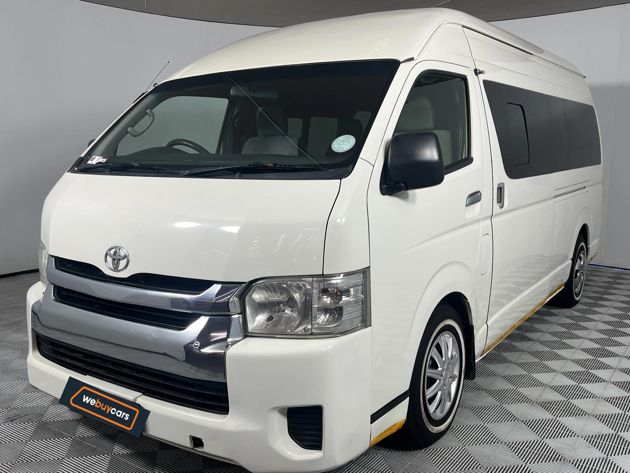 Used 2017 Toyota Quantum 2.5D-4D GL 14-seater bus