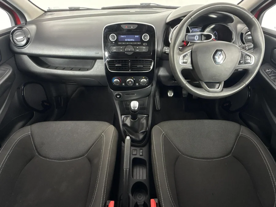 Used 2017 Renault Clio 66kW turbo Authentique - WeBuyCars Vereeniging Used 2017 Renault Clio 66kW turbo Authentique - WeBuyCars Vereeniging