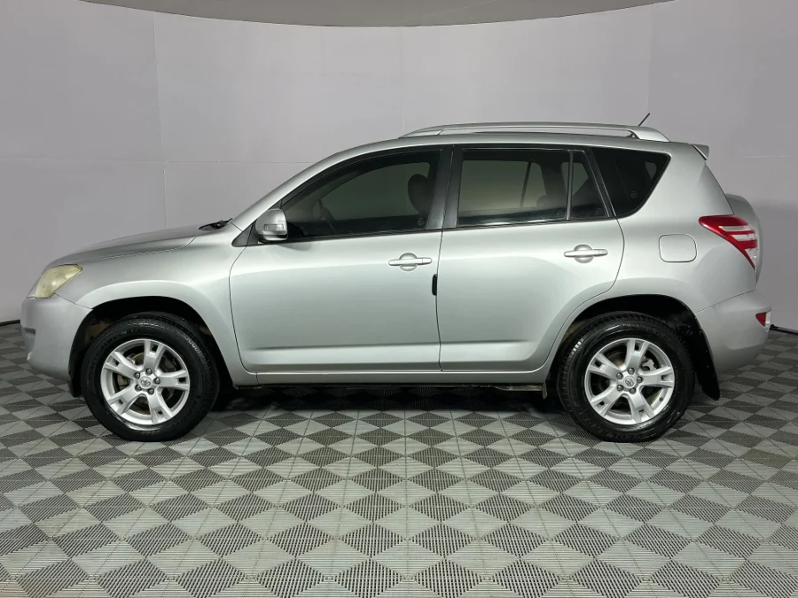 Used 2011 Toyota RAV4 2.0 GX auto - WeBuyCars Rustenburg