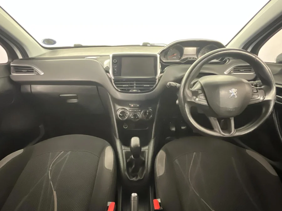 Used 2013 Peugeot 208 5-door 1.6HDi Allure - WeBuyCars George
