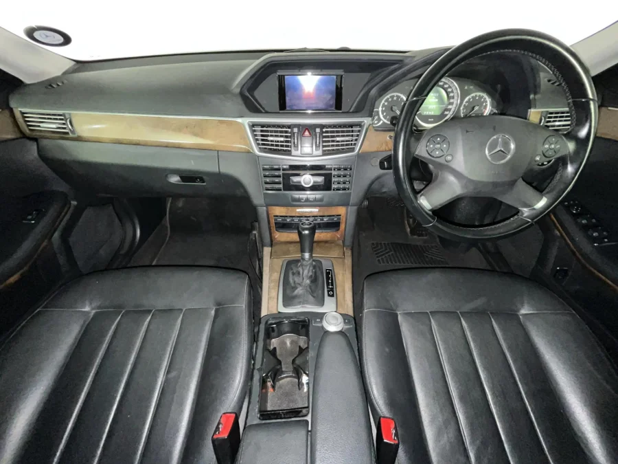 Used 2009 Mercedes-Benz E-Class E200CGI Elegance - WeBuyCars  Witbank