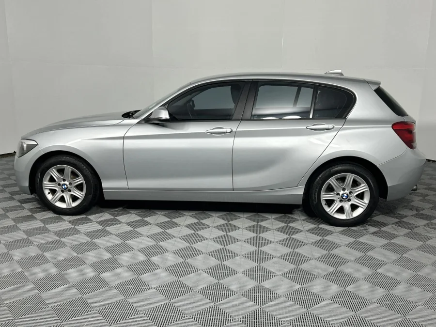 Used 2015 BMW 1 Series 118i 5-door auto - WeBuyCars Lansdowne Used 2015 BMW 1 Series 118i 5-door auto - WeBuyCars Lansdowne