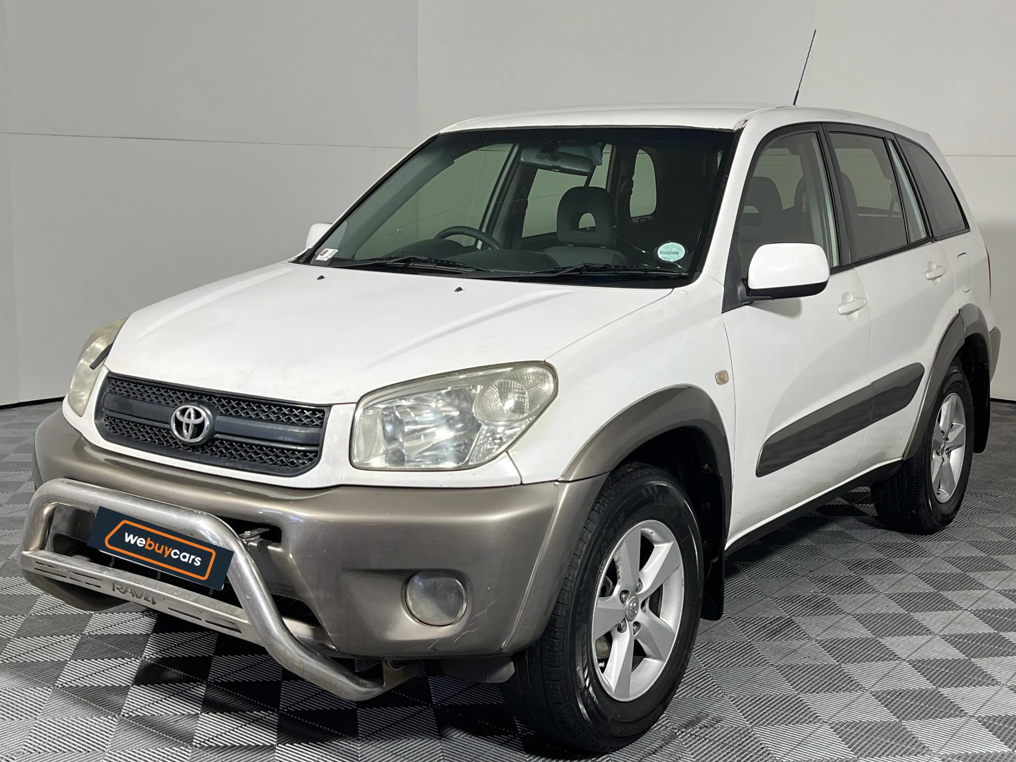 Used 2004 Toyota RAV4 180 5-door