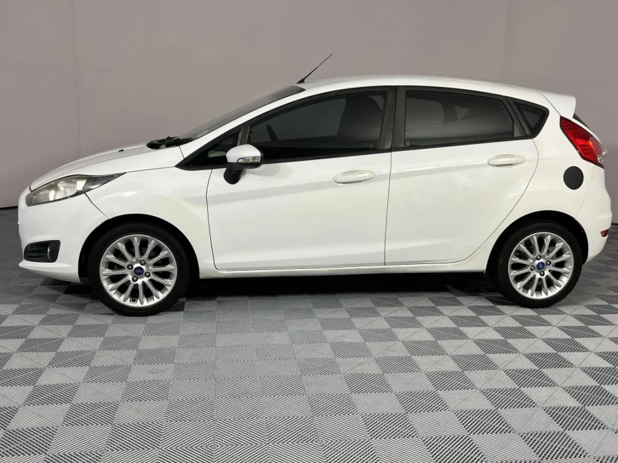 Used 2014 Ford Fiesta 5-door 1.0T Trend - WeBuyCars Lansdowne