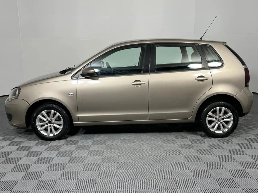 Used 2014 Volkswagen Polo Vivo hatch 1.4 Trendline - WeBuyCars Montana