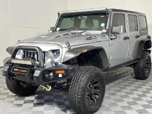 Used 2013 Jeep Wrangler Unlimited 3.6L Rubicon X Used 2013 Jeep Wrangler Unlimited 3.6L Rubicon X