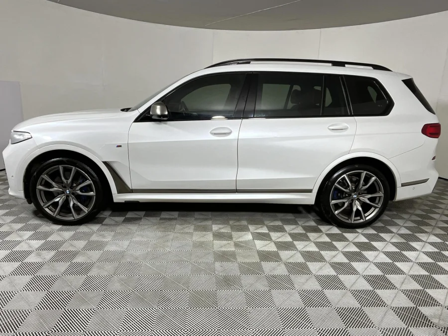 Used 2019 BMW X7 M50d - WeBuyCars The Dome