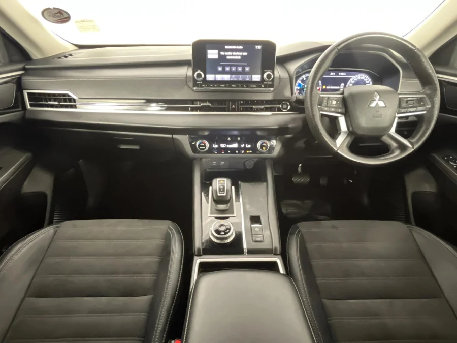 Used 2024 Mitsubishi Outlander 2.5 GLS Plus - WeBuyCars Mbombela