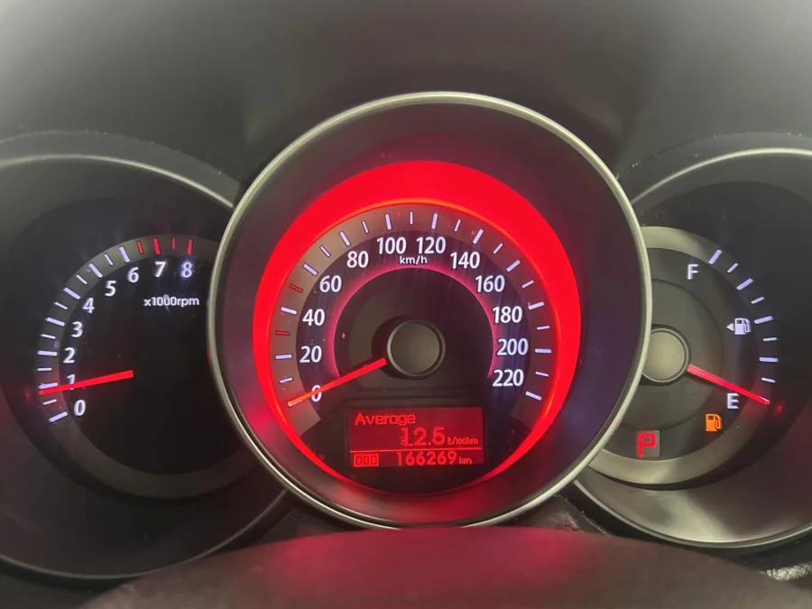 Used 2010 Kia Cerato Koup 2.0 SX auto - WeBuyCars Lansdowne