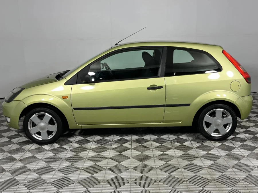 Used 2006 Ford Fiesta 1.4i 3-door Trend - WeBuyCars Richmond