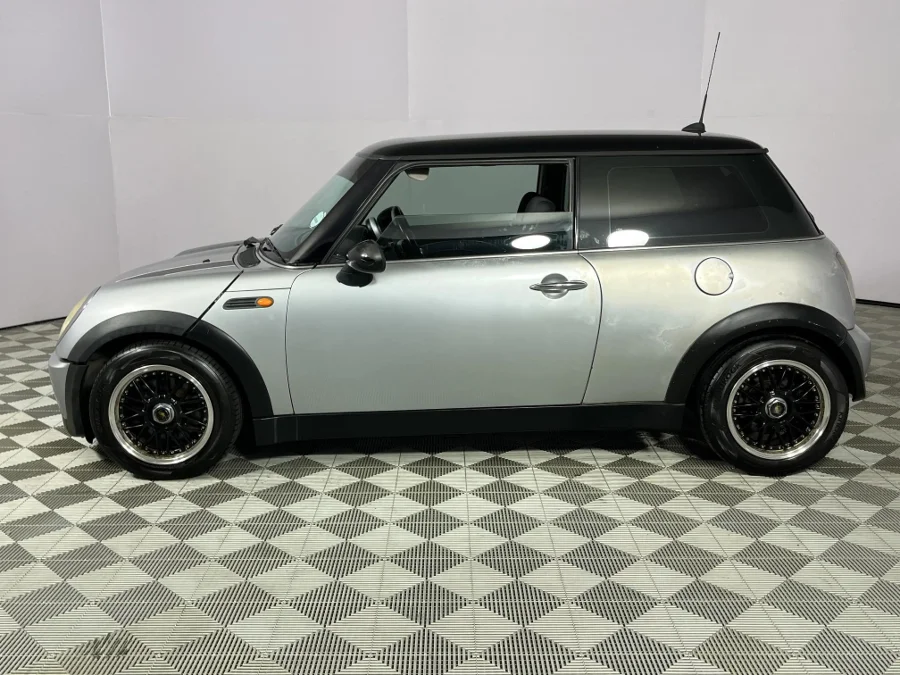 Used 2005 MINI Hatch Cooper - WeBuyCars Durban