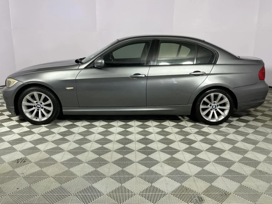 Used 2011 BMW 3 Series 320d Exclusive auto - WeBuyCars Montana